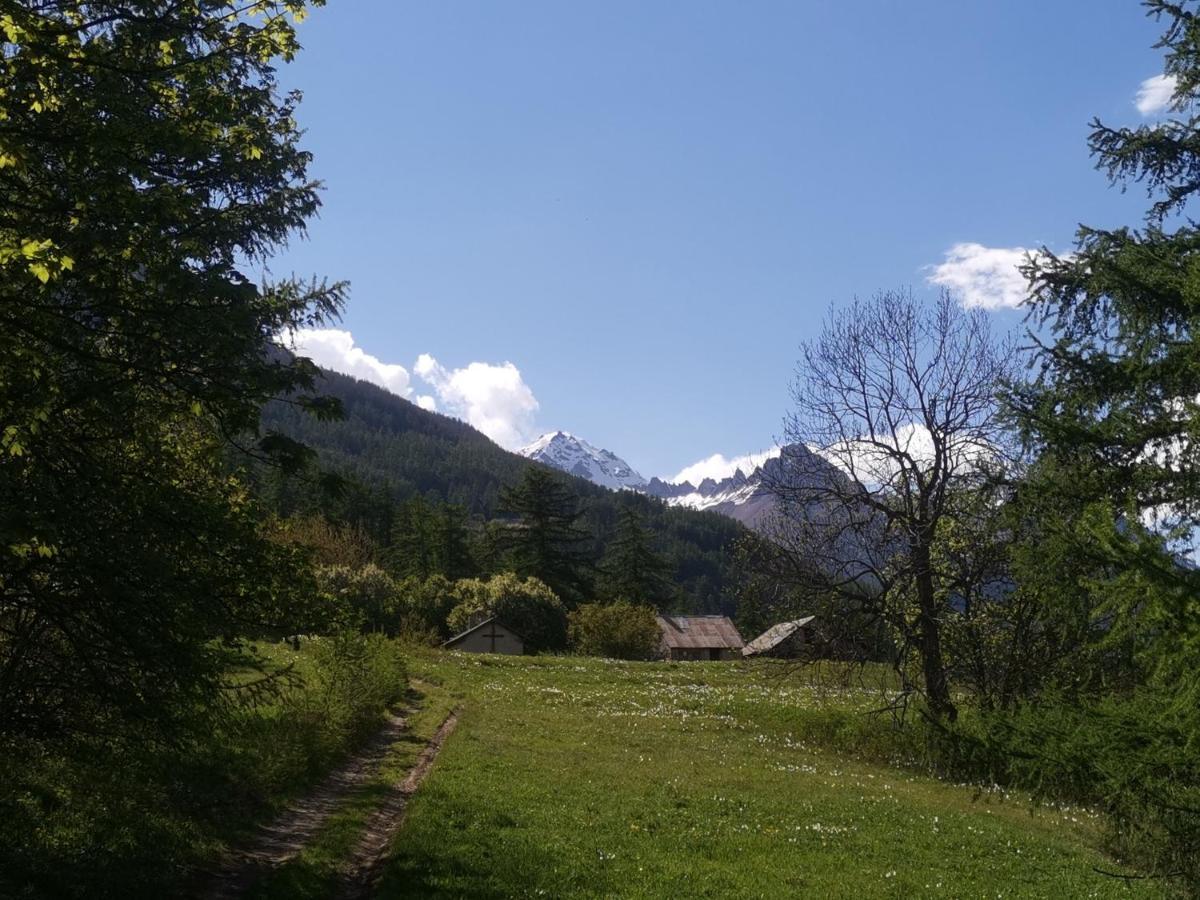 Residence le Cairn Le Monetier-les-Bains Bagian luar foto